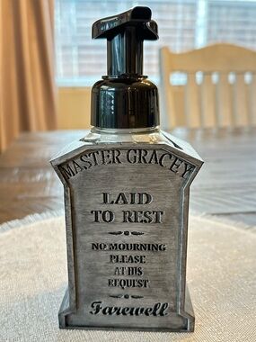 Disney Haunted Mansion Tombstone Soap Holder for Bath & Body Works Bottle